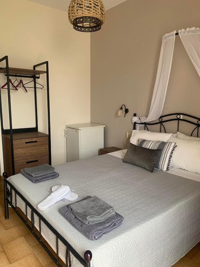 Kokkala Guestrooms ภายนอก รูปภาพ